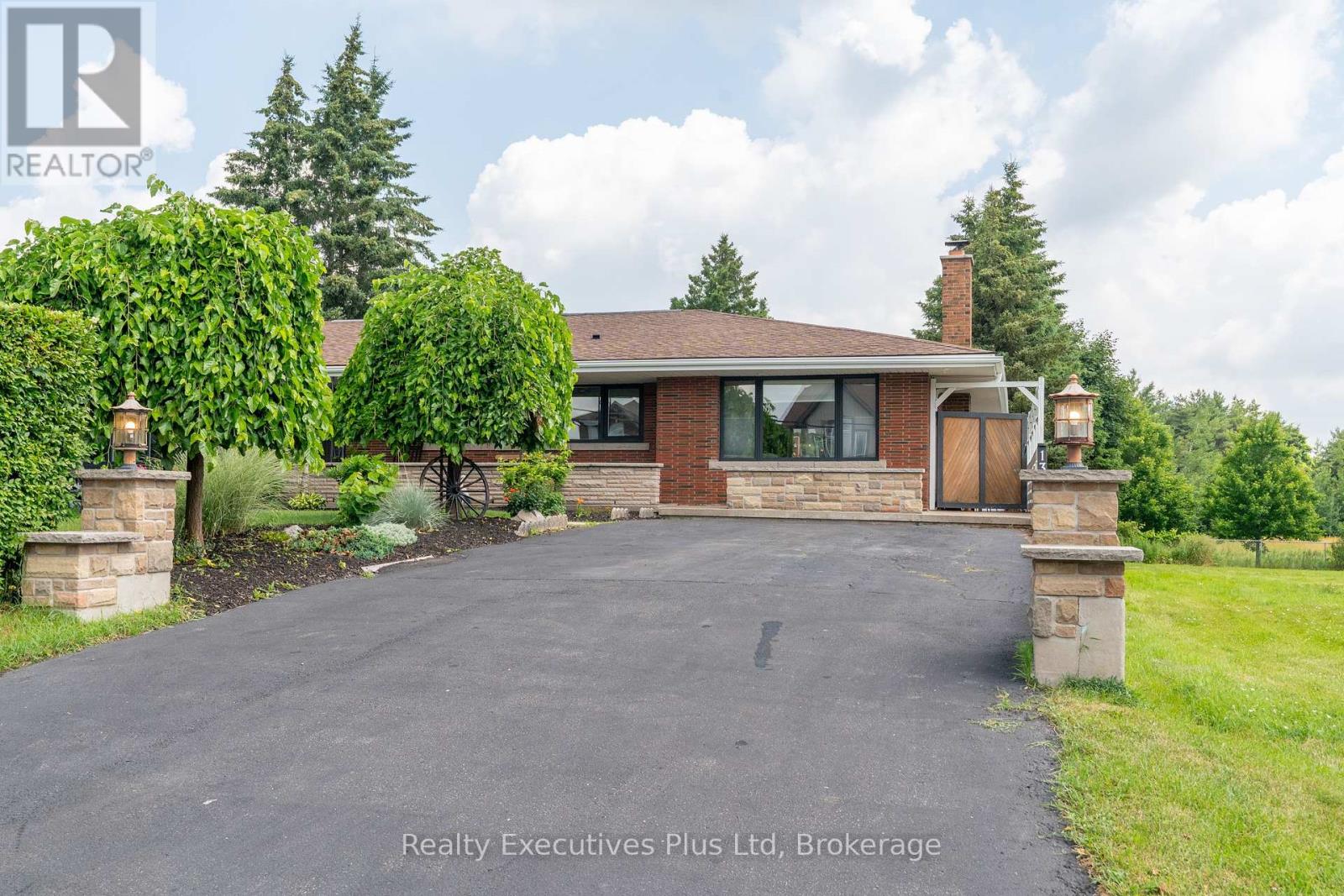 135 Cityview Drive, Guelph, Ontario  N1E 6Y7 - Photo 47 - X12293741