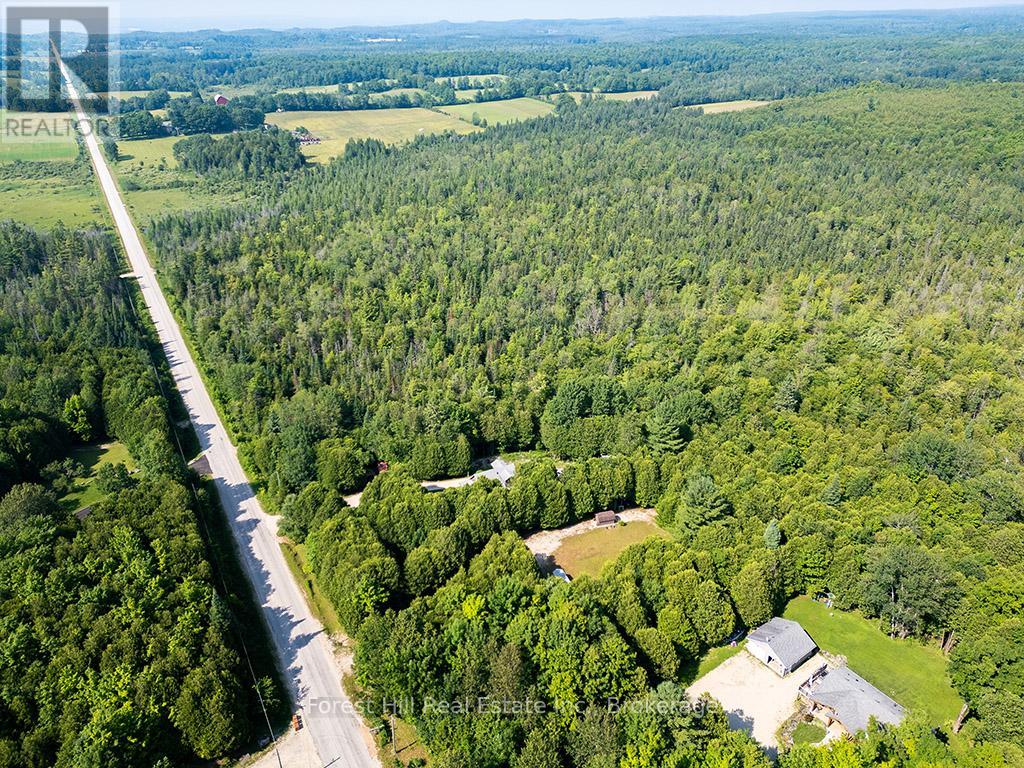 596325 Concession 10, Chatsworth, Ontario  N0H 1R0 - Photo 3 - X12293769