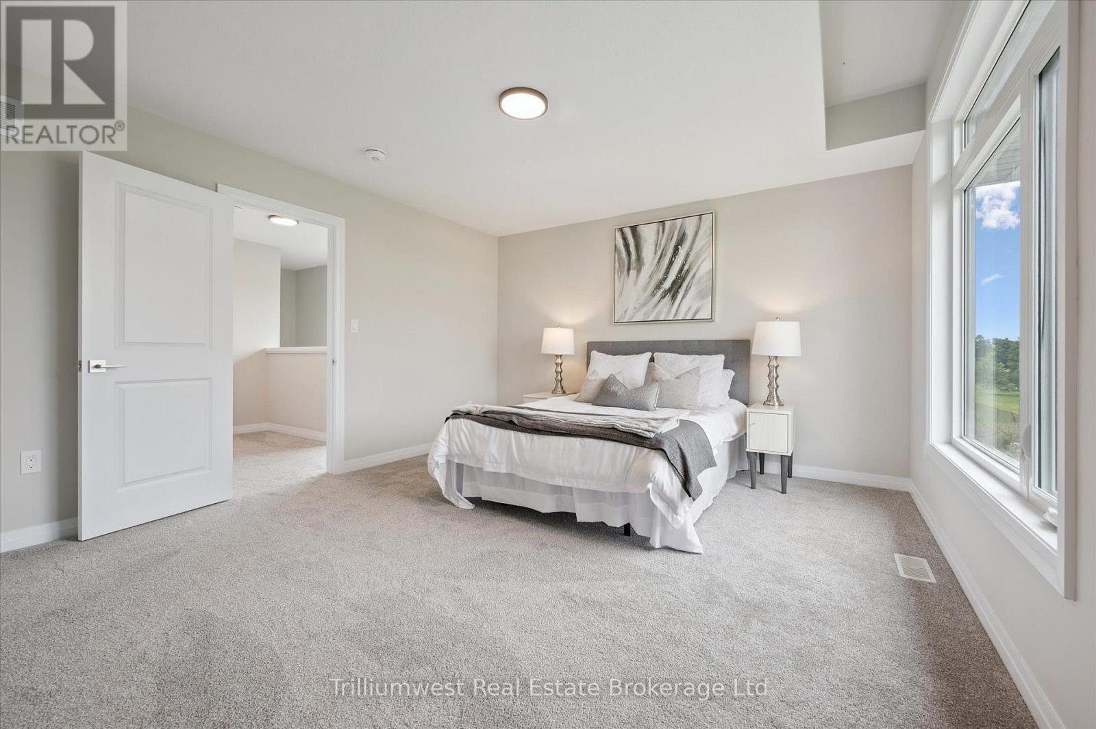 60 Ayr Meadow Crescent, North Dumfries, Ontario  N0B 1E0 - Photo 18 - X12293772