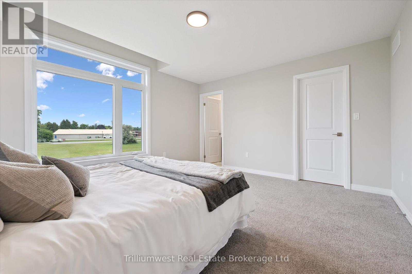 60 Ayr Meadow Crescent, North Dumfries, Ontario  N0B 1E0 - Photo 19 - X12293772