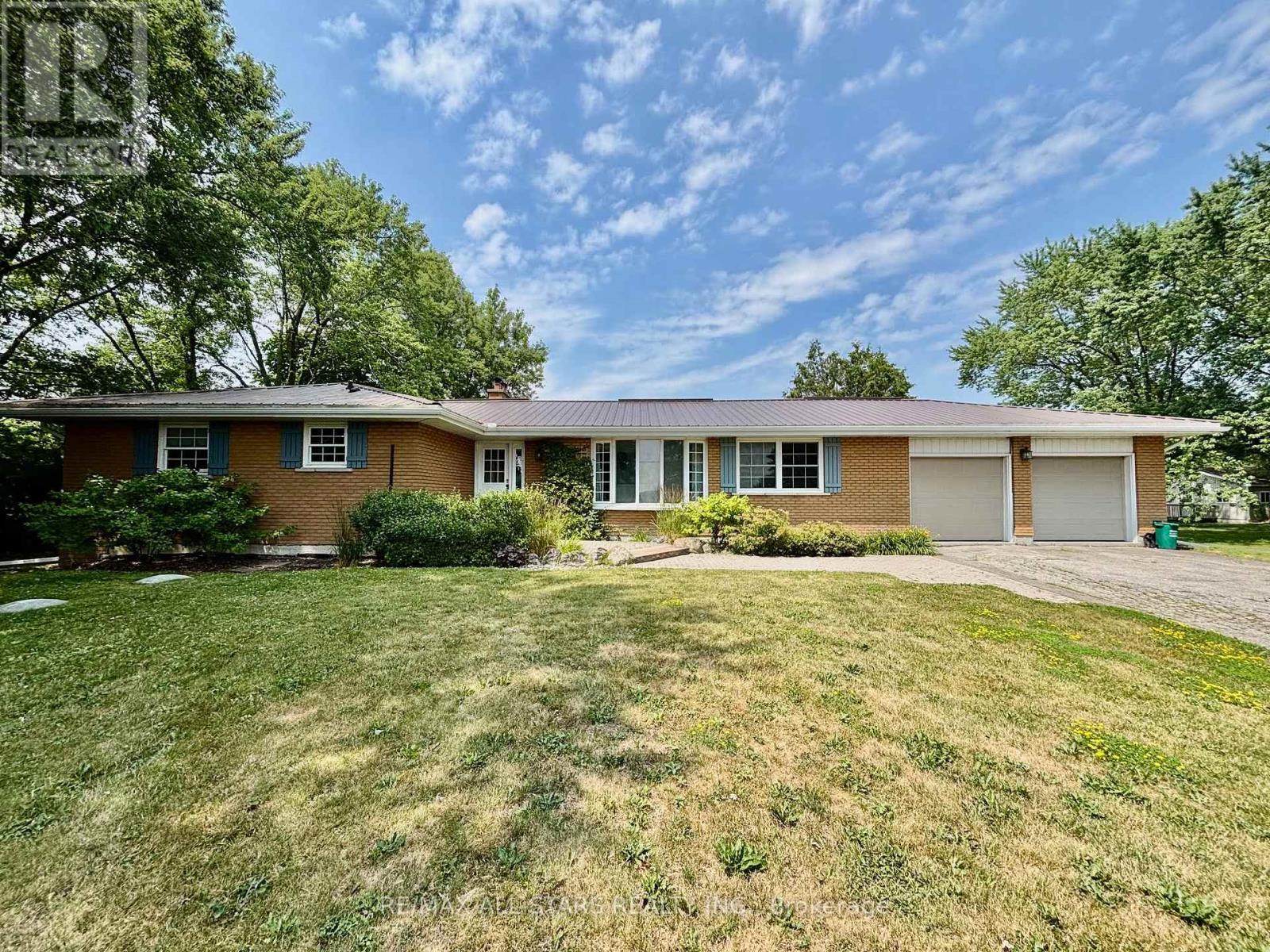 11648 Kennedy Road, Markham (Markham Village), Ontario  L6C 1P3 - Photo 1 - N12293522