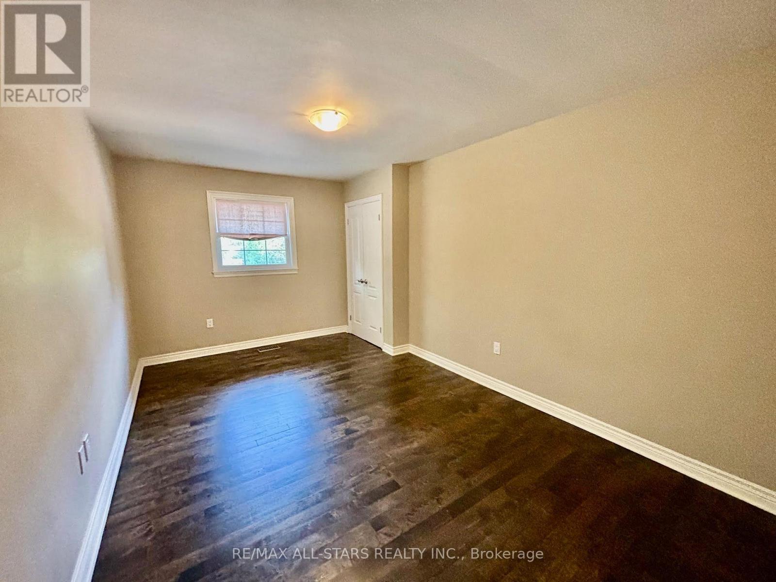 11648 Kennedy Road, Markham (Markham Village), Ontario  L6C 1P3 - Photo 10 - N12293522