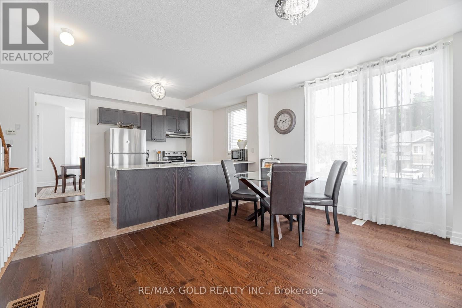 36 Karl Williams Lane, Markham, Ontario  L3S 0C7 - Photo 6 - N12293607