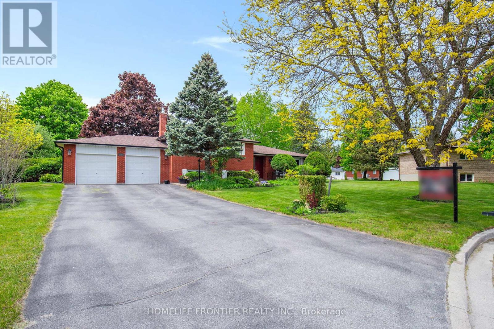 Property at 40 DELTA CRESCENT image 1