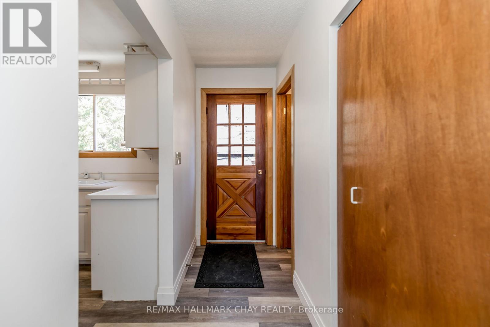 176 Farlain Lake Road E, Tiny, Ontario L9M 0B5 - Photo 13 - S12293551