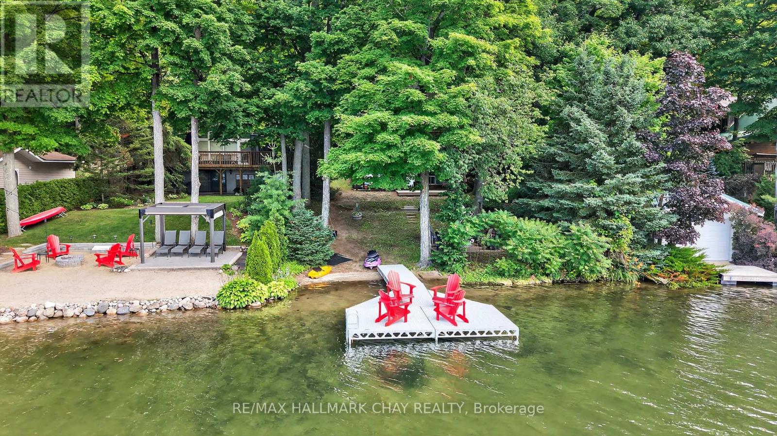 Property at 176 FARLAIN LAKE ROAD E image 2