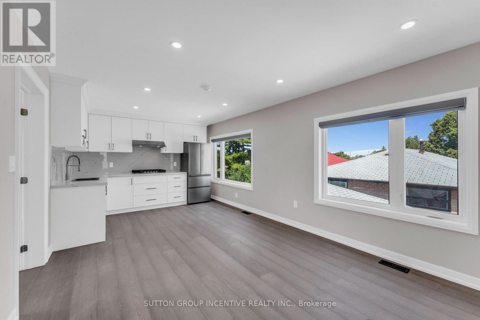 55 Dorward Drive, Toronto, Ontario  M9V 2J4 - Photo 31 - W12292431