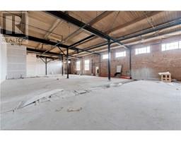 111 SHERWOOD Drive Unit# 8, Brantford, Ontario