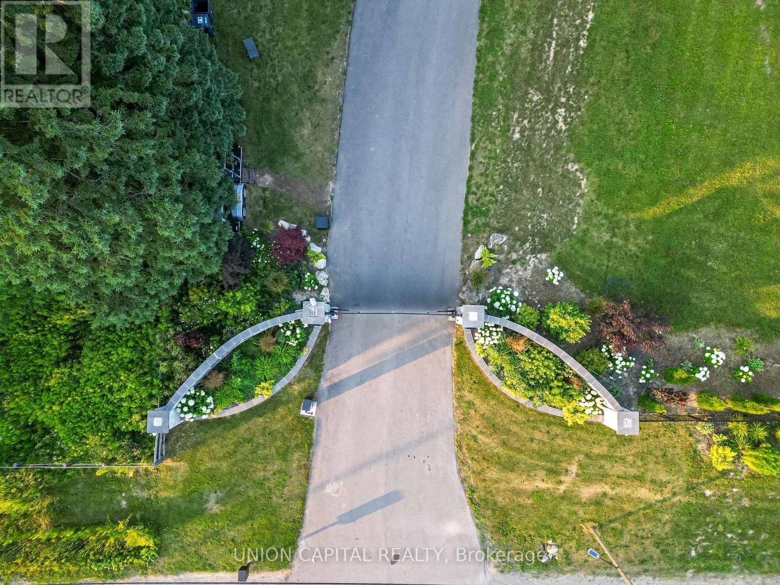 16033 Mississauga Road, Caledon, Ontario  L7C 1X8 - Photo 6 - W12293538