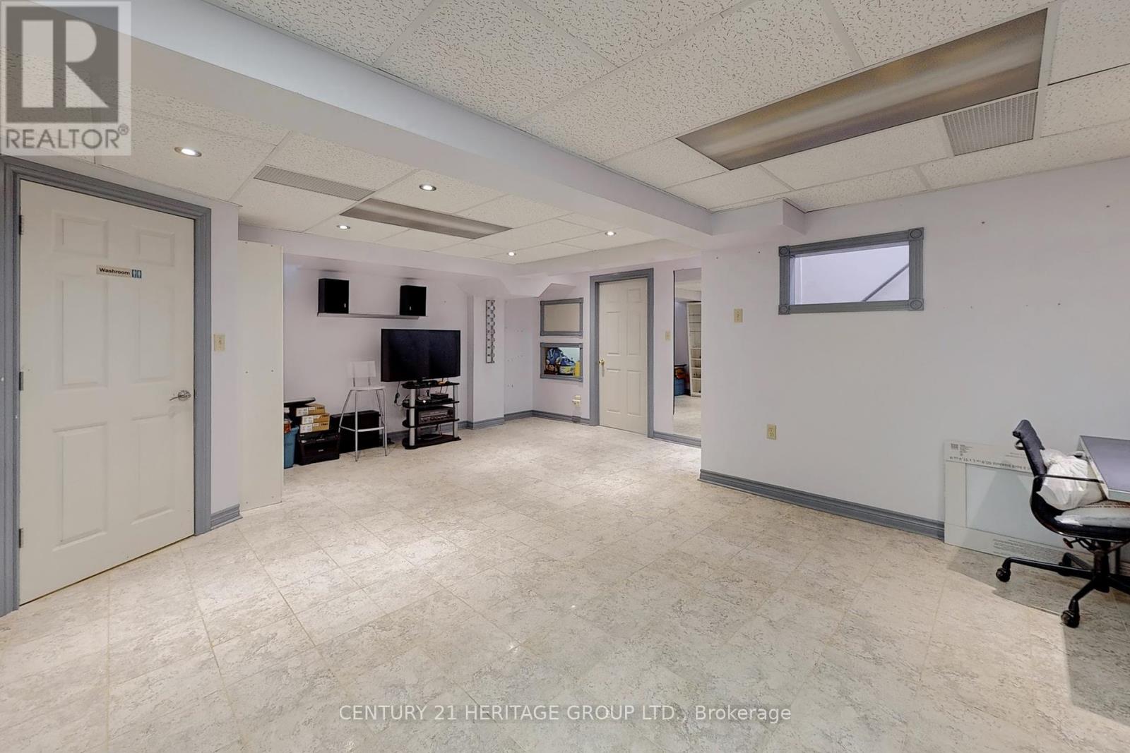 4 Sunnyvale Gate, Brampton, Ontario  L6S 6J3 - Photo 25 - W12293602