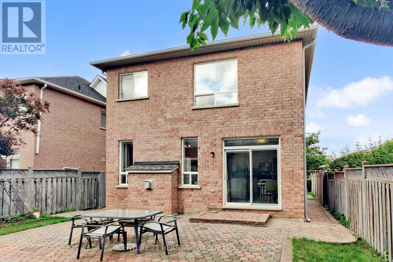 4 Sunnyvale Gate, Brampton, Ontario  L6S 6J3 - Photo 29 - W12293602