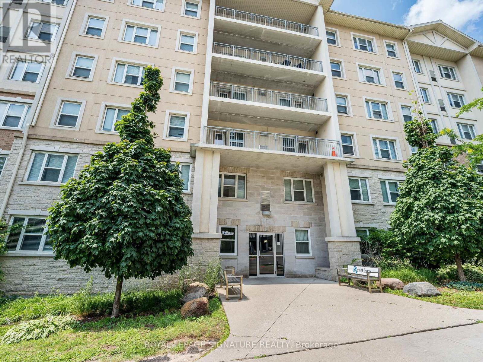 Property at 206 - 251 LESTER STREET image 4