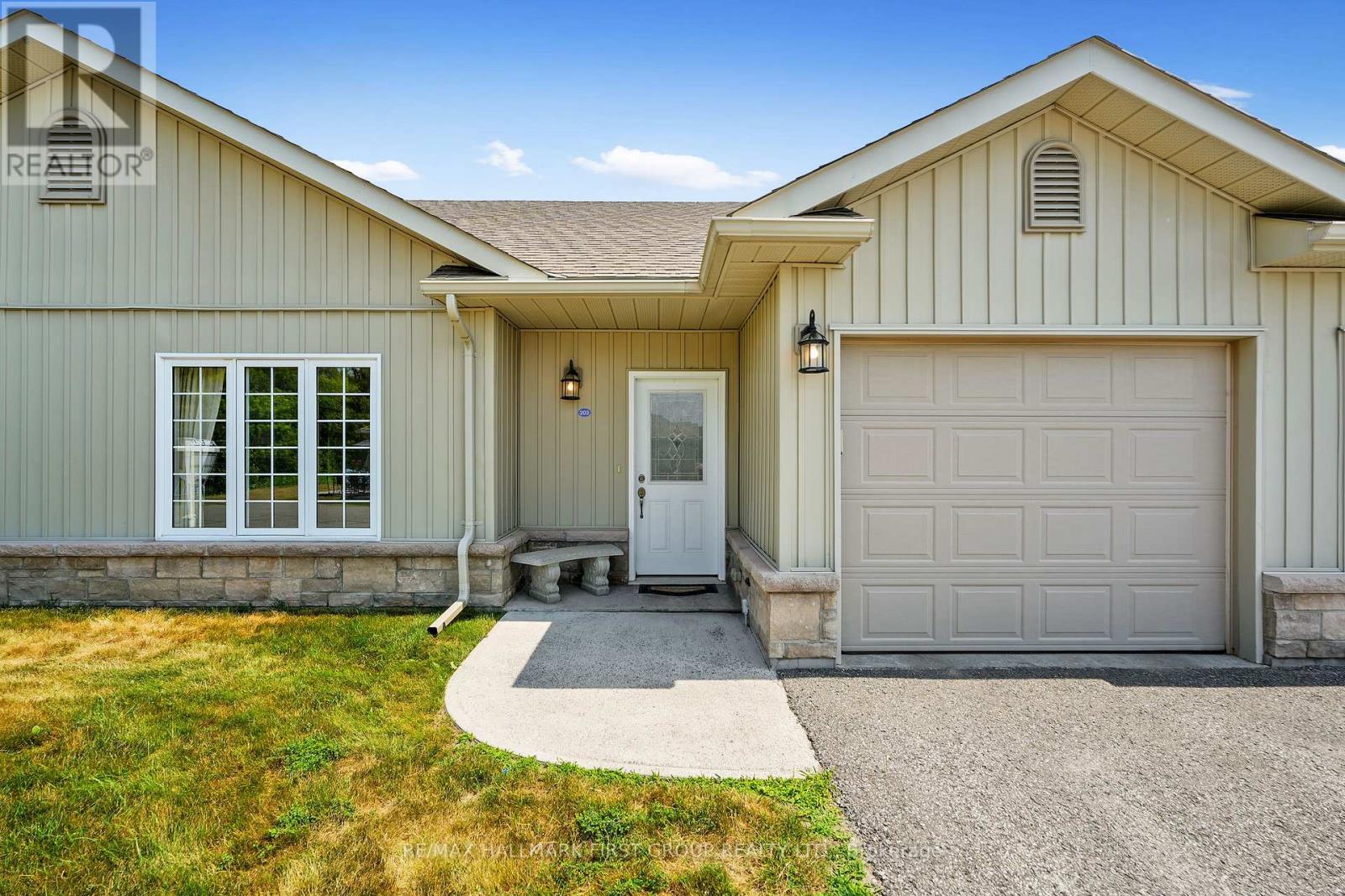 203 - 17 George Court, Cramahe, Ontario  K0K 1S0 - Photo 4 - X12293585