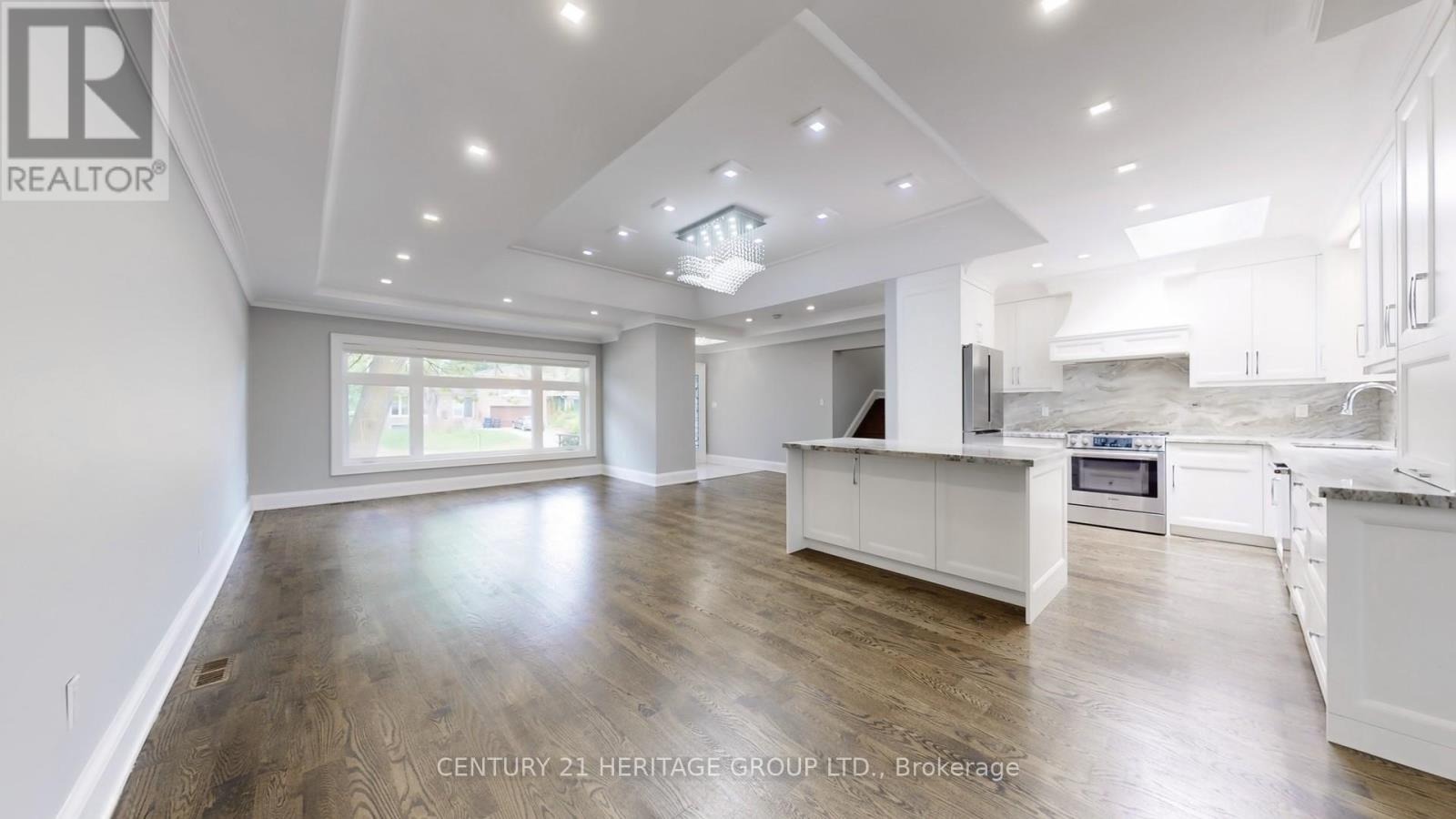 321 Betty Ann Drive, Toronto, Ontario  M2R 1B4 - Photo 10 - C12293657