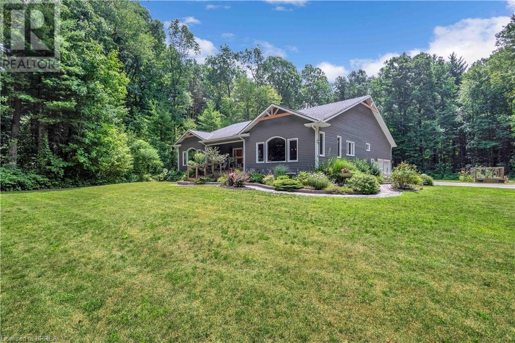 156 St Johns Road W, Simcoe photo number 2 156 St Johns Road W, Simcoe photo number 2