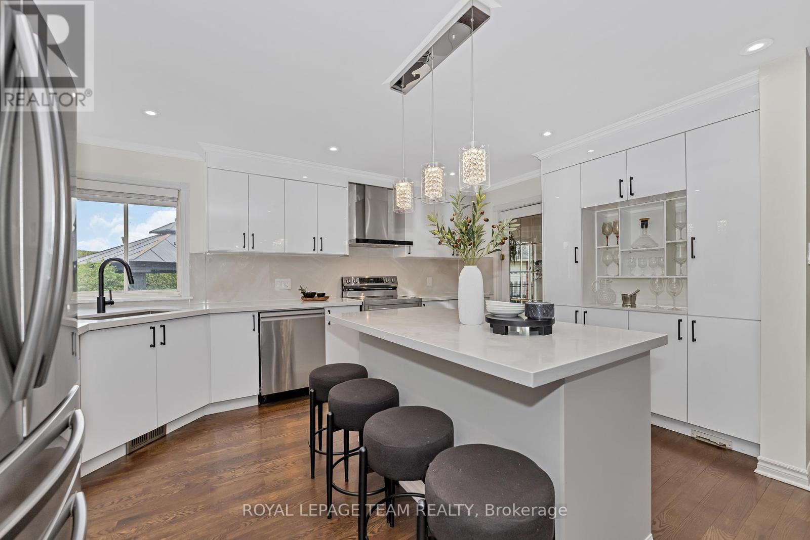 27 Heritage Grove Crescent, Ottawa, Ontario  K2S 1R2 - Photo 10 - X12293928