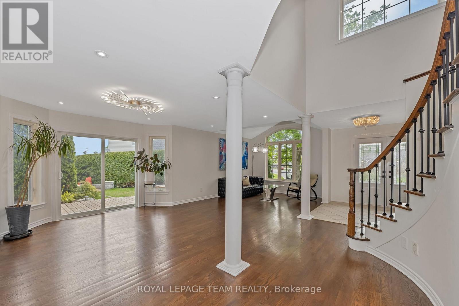 27 Heritage Grove Crescent, Ottawa, Ontario  K2S 1R2 - Photo 9 - X12293928