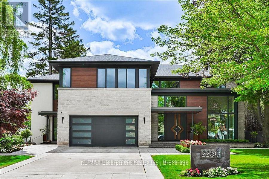 Property at 2250 CHANCERY LANE W image 1