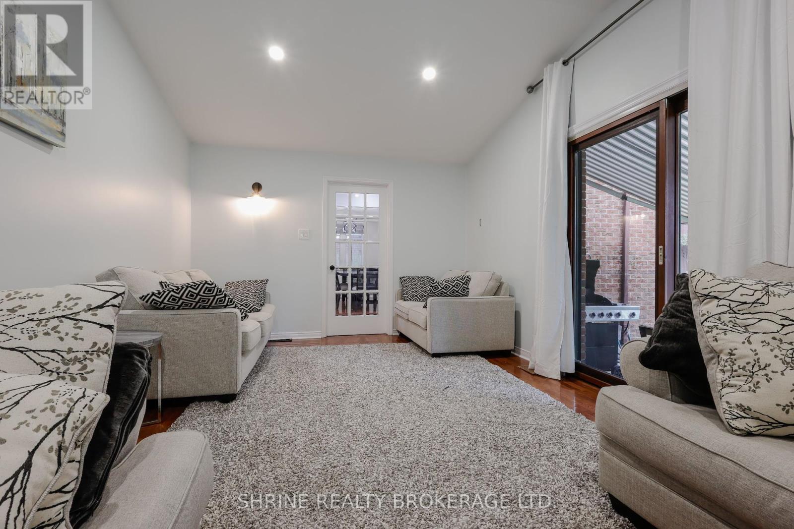 661 Upper Queen Street, London South, Ontario  N6J 4Y6 - Photo 11 - X12293893
