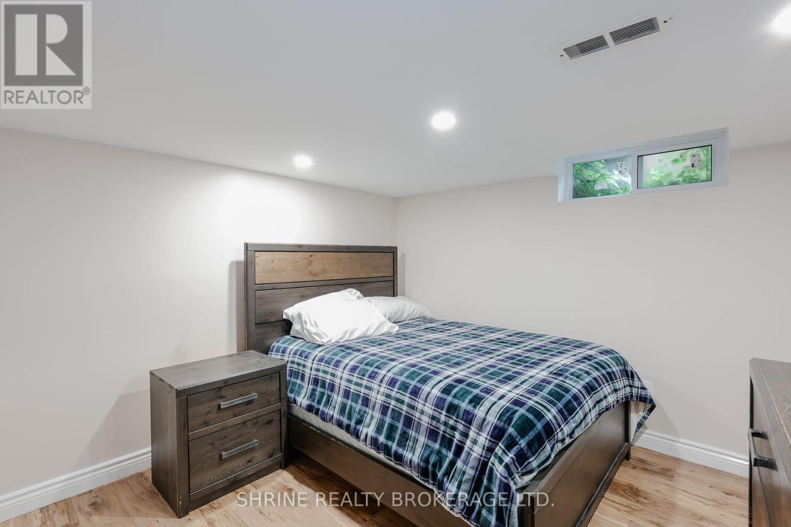 661 Upper Queen Street, London South, Ontario  N6J 4Y6 - Photo 32 - X12293893