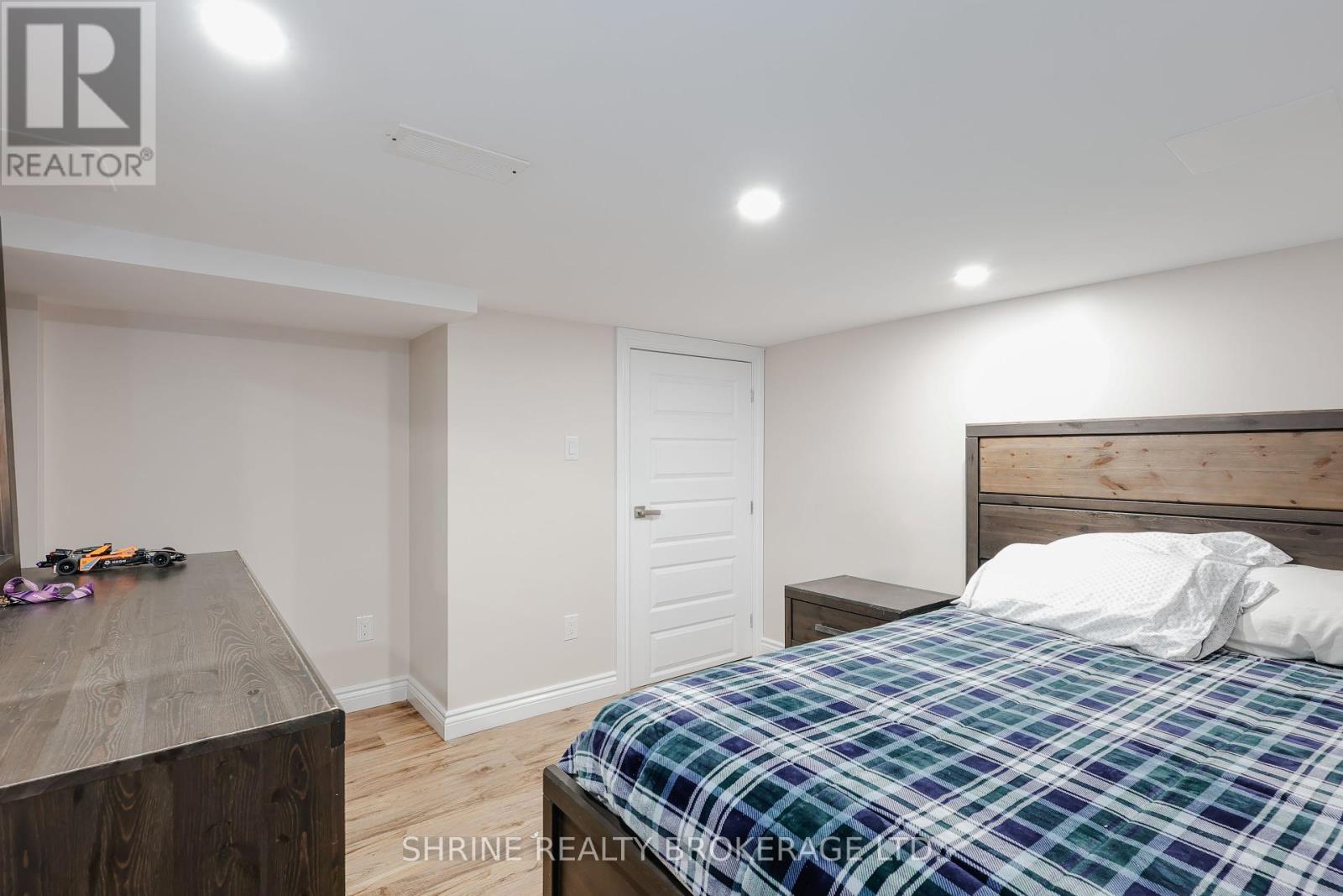 661 Upper Queen Street, London South, Ontario  N6J 4Y6 - Photo 33 - X12293893