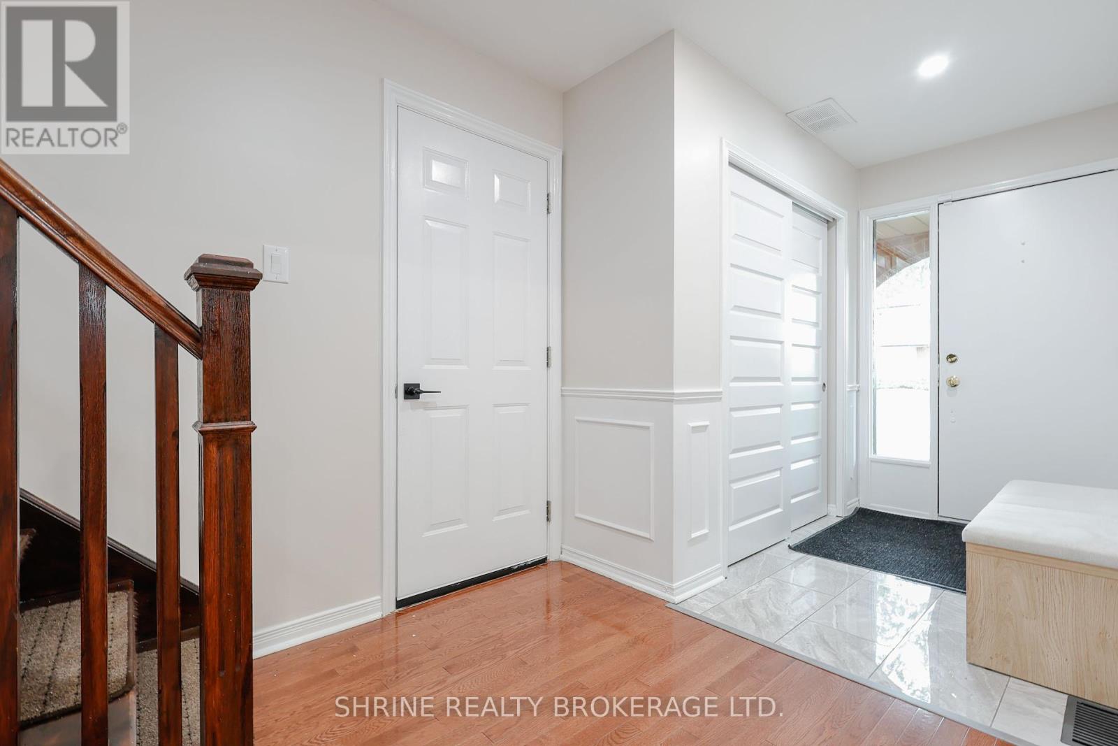 661 Upper Queen Street, London South, Ontario  N6J 4Y6 - Photo 4 - X12293893