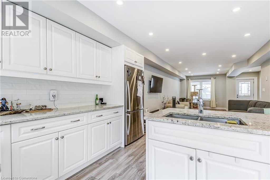 88 Rosslyn Avenue N, Hamilton, Ontario  L8L 7P4 - Photo 16 - 40752598