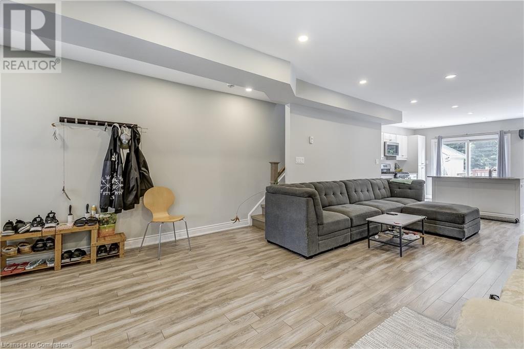 88 Rosslyn Avenue N, Hamilton, Ontario  L8L 7P4 - Photo 8 - 40752598