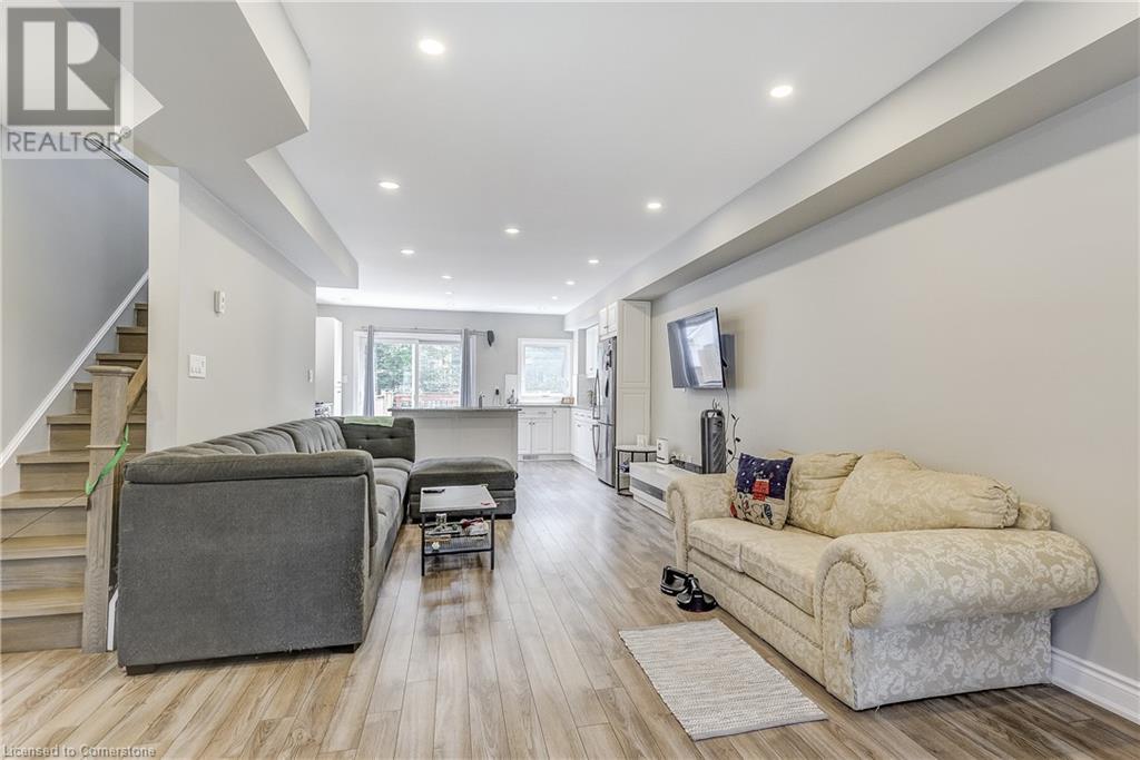 88 Rosslyn Avenue N, Hamilton, Ontario  L8L 7P4 - Photo 9 - 40752598
