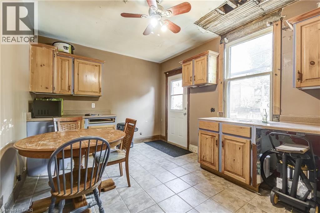 11 Elm Street, Hamilton, Ontario  L8M 1Y2 - Photo 14 - 40752592