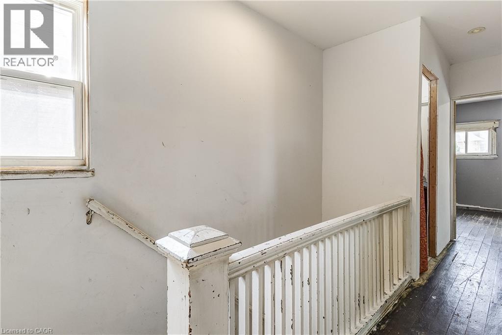 11 Elm Street, Hamilton, Ontario  L8M 1Y2 - Photo 17 - 40752592