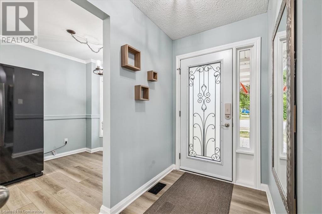 22 Merritt Crescent, Grimsby, Ontario  L3M 4X5 - Photo 14 - 40751818