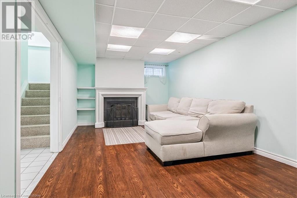 22 Merritt Crescent, Grimsby, Ontario  L3M 4X5 - Photo 7 - 40751818