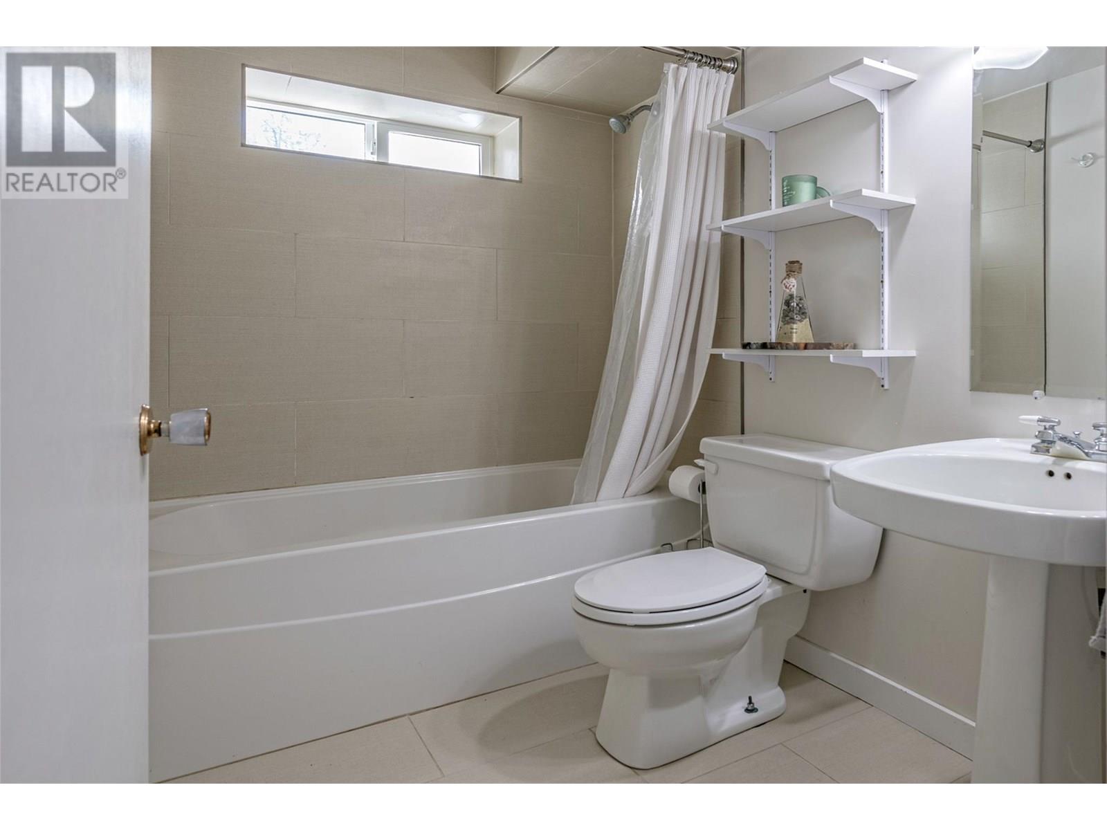 10592 Sherman Drive, Lake Country, British Columbia  V4V 1W2 - Photo 34 - 10356367