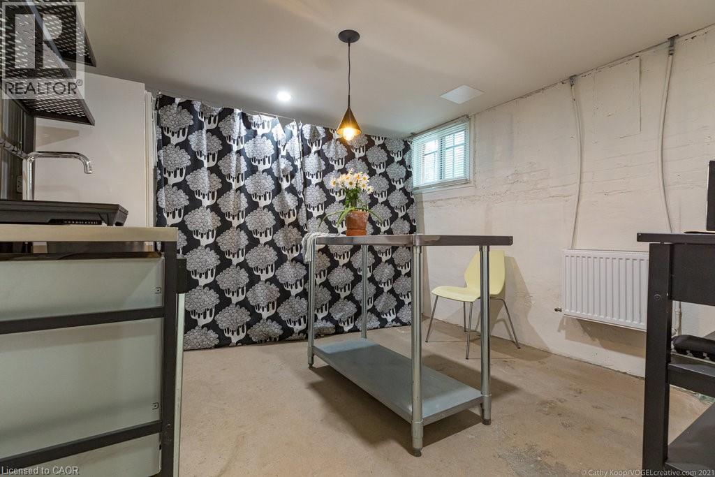 72 Sherman Avenue S Unit# 3b, Hamilton, Ontario  L8M 2P7 - Photo 12 - 40752518