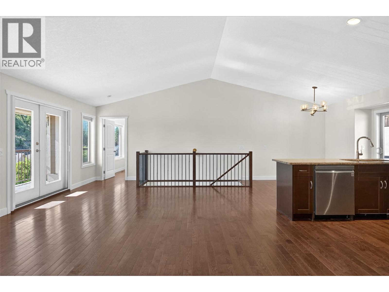 2225 Sunview Drive, West Kelowna, British Columbia  V1Z 4B9 - Photo 32 - 10356506