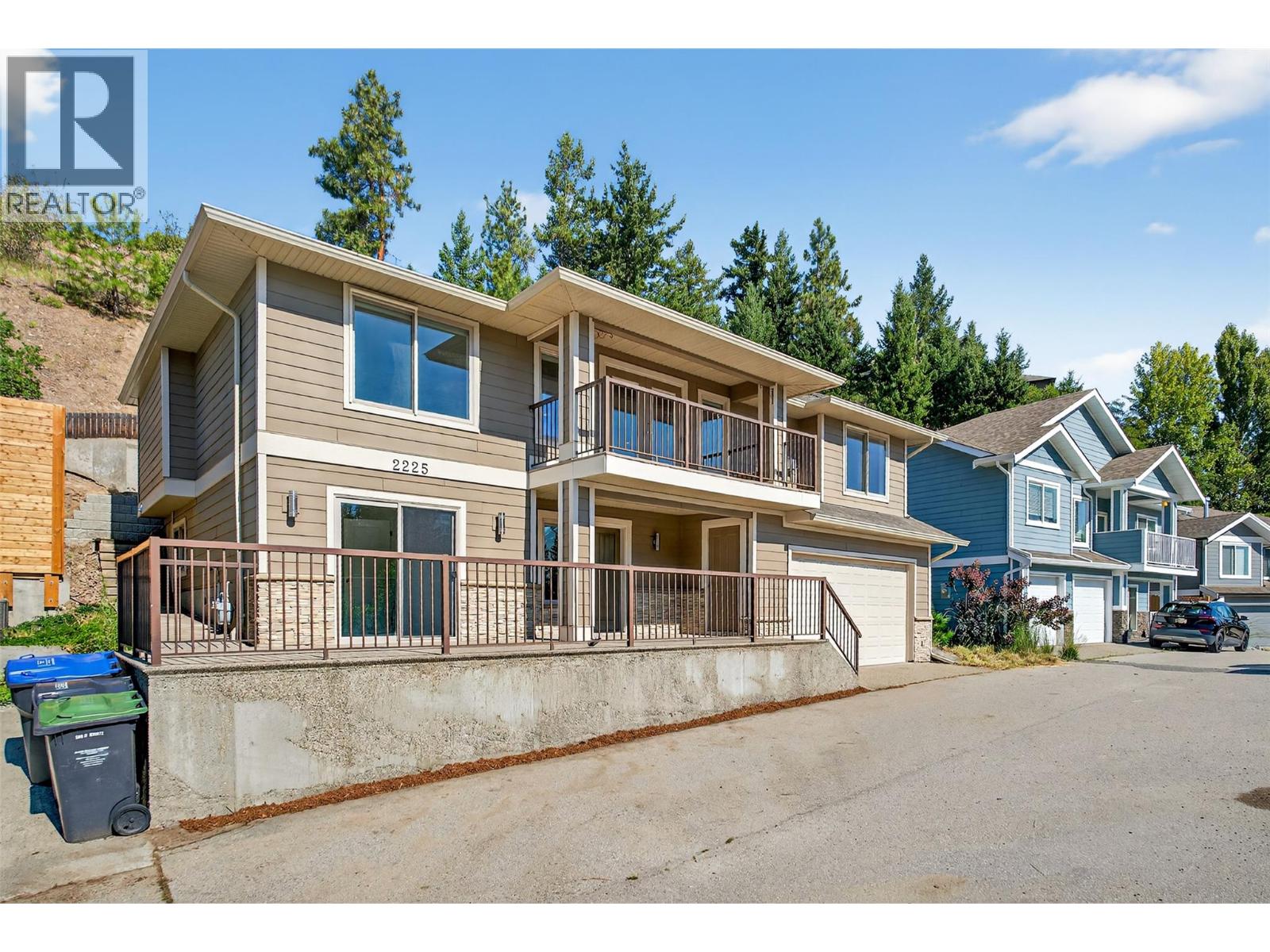 2225 Sunview Drive, West Kelowna, British Columbia  V1Z 4B9 - Photo 3 - 10356506