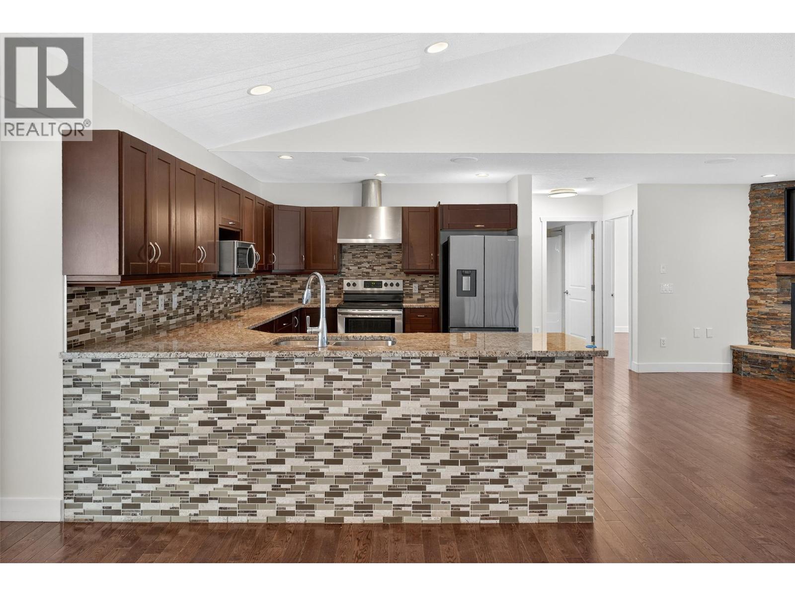 2225 Sunview Drive, West Kelowna, British Columbia  V1Z 4B9 - Photo 7 - 10356506