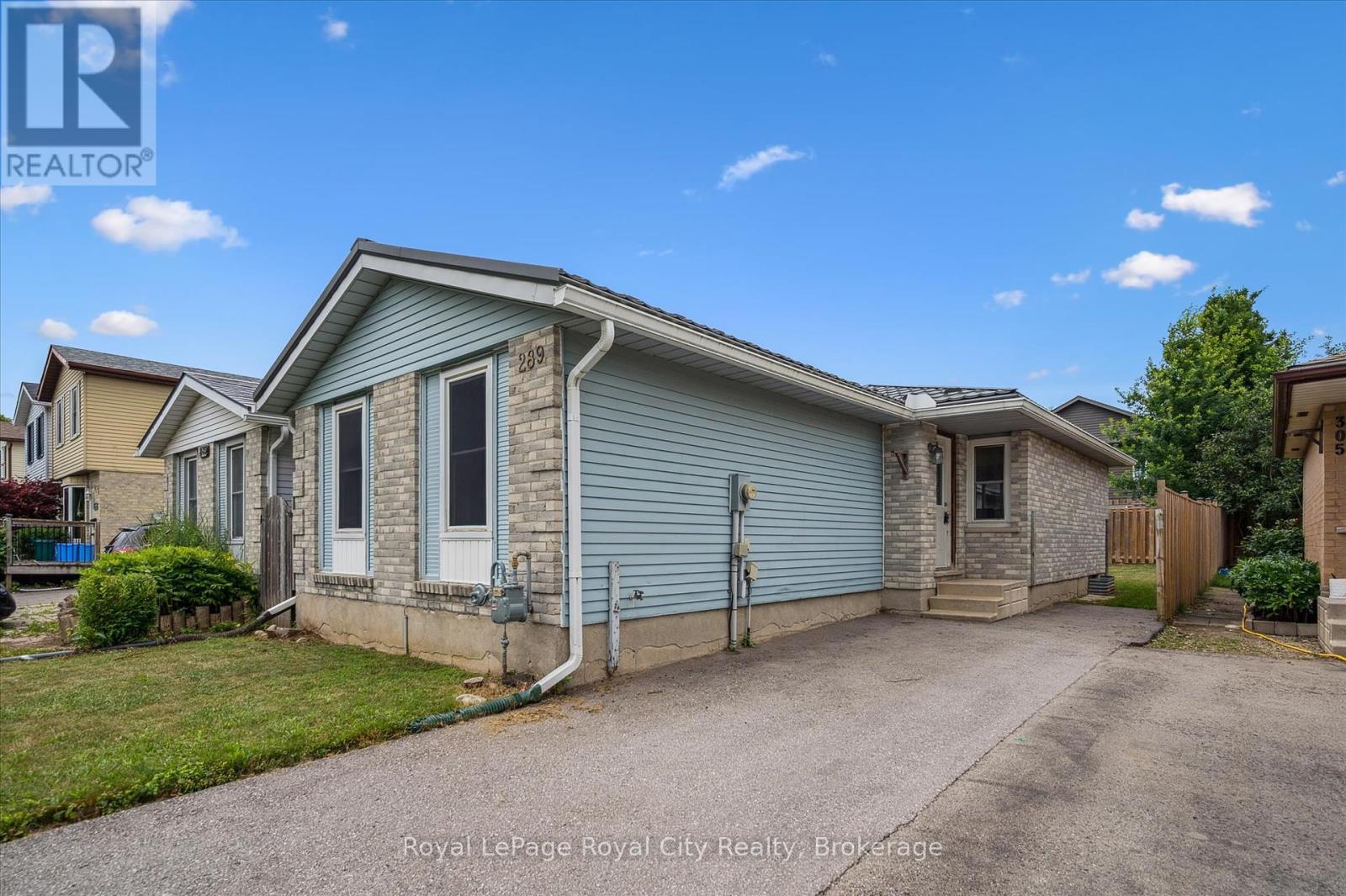 289 Strathallan Street, Centre Wellington, Ontario  N1M 3L6 - Photo 1 - X12293889