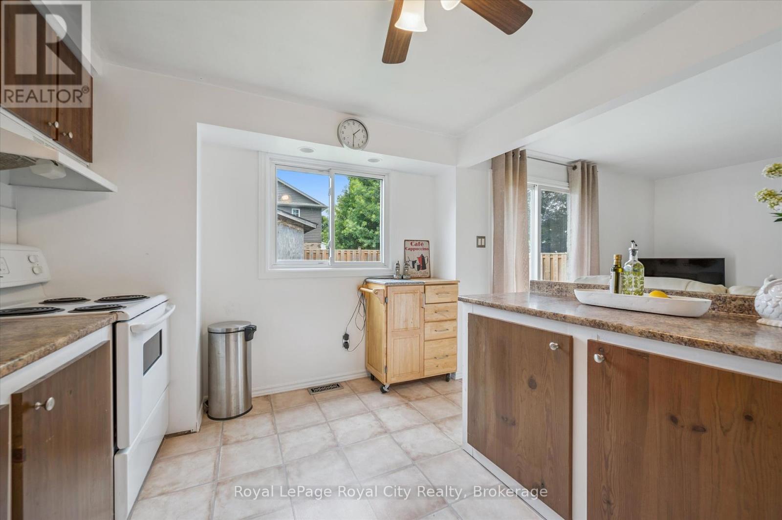 289 Strathallan Street, Centre Wellington, Ontario  N1M 3L6 - Photo 10 - X12293889