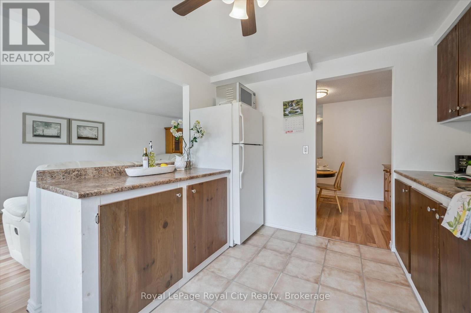 289 Strathallan Street, Centre Wellington, Ontario  N1M 3L6 - Photo 11 - X12293889