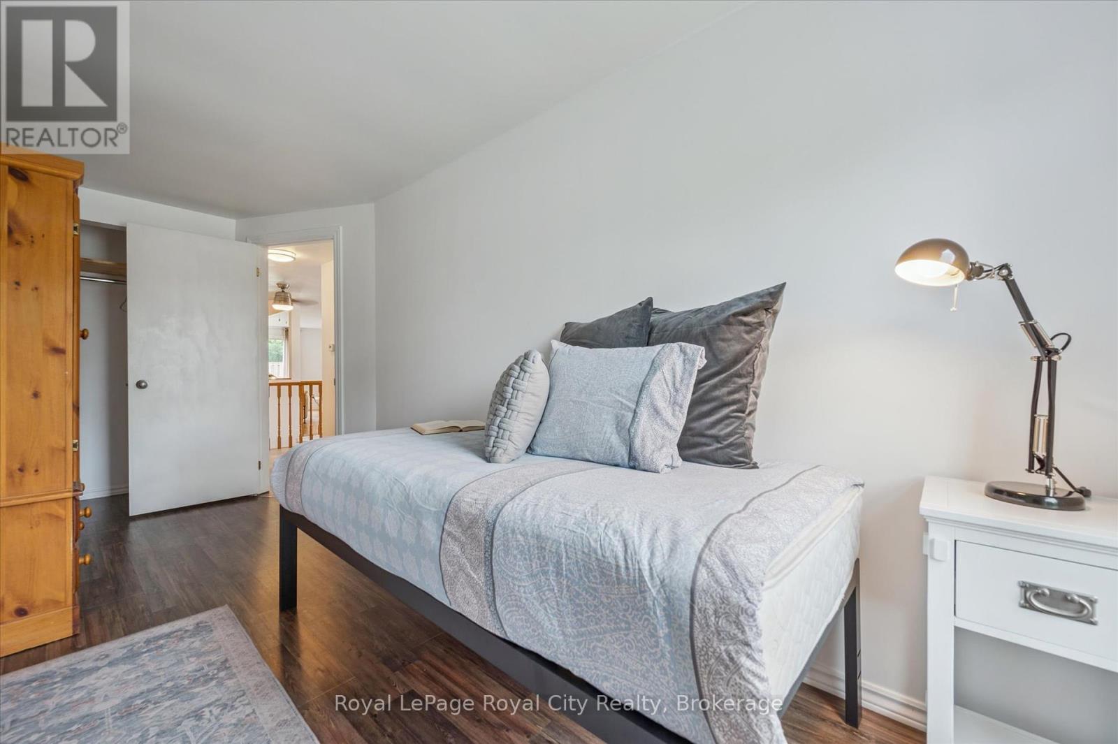 289 Strathallan Street, Centre Wellington, Ontario  N1M 3L6 - Photo 17 - X12293889