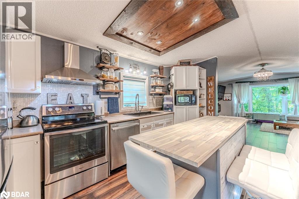 7498 Island Crescent, Ramara, Ontario  L0K 2B0 - Photo 4 - 40752743