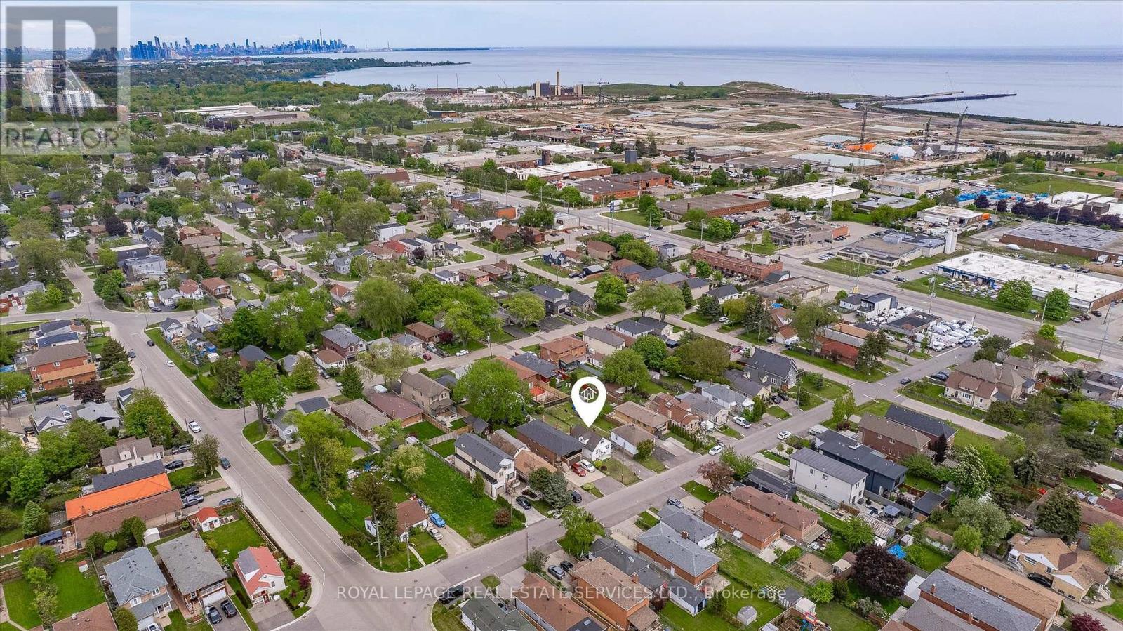 1059 Westmount Avenue, Mississauga, Ontario  L5E 1X5 - Photo 7 - W12293713