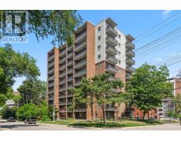 805 - 15 ELIZABETH STREET, Mississauga, Ontario