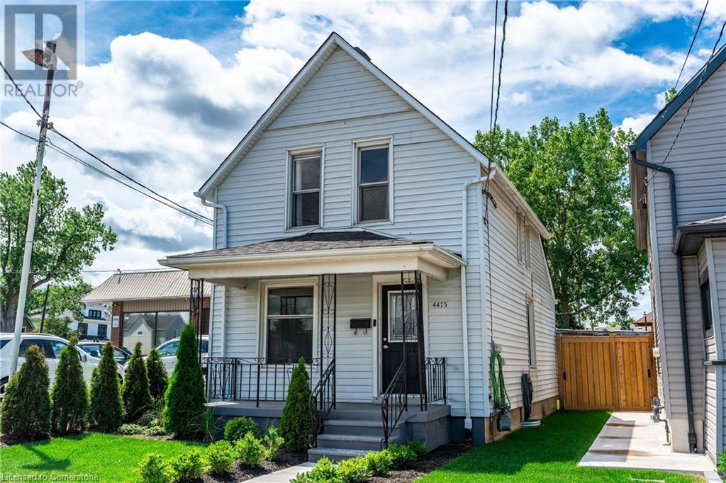 4475 First Avenue, Niagara Falls, Ontario  L2E 4G1 - Photo 2 - 40752629