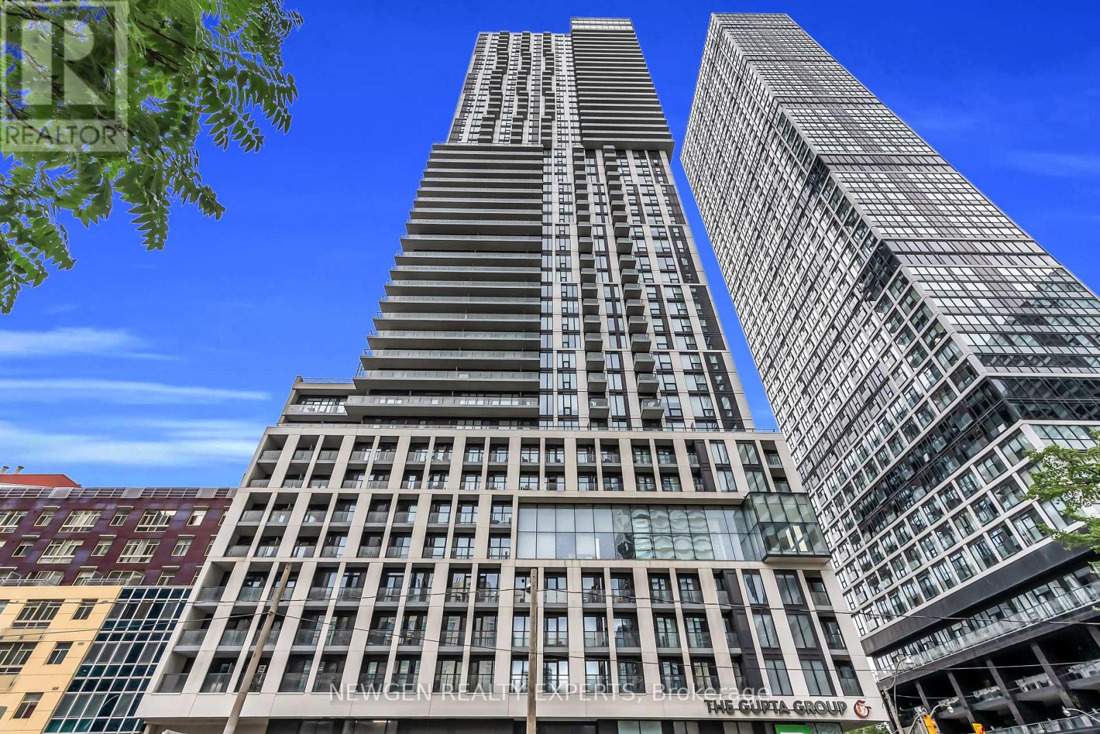 Property at 601 - 251 JARVIS STREET image 2