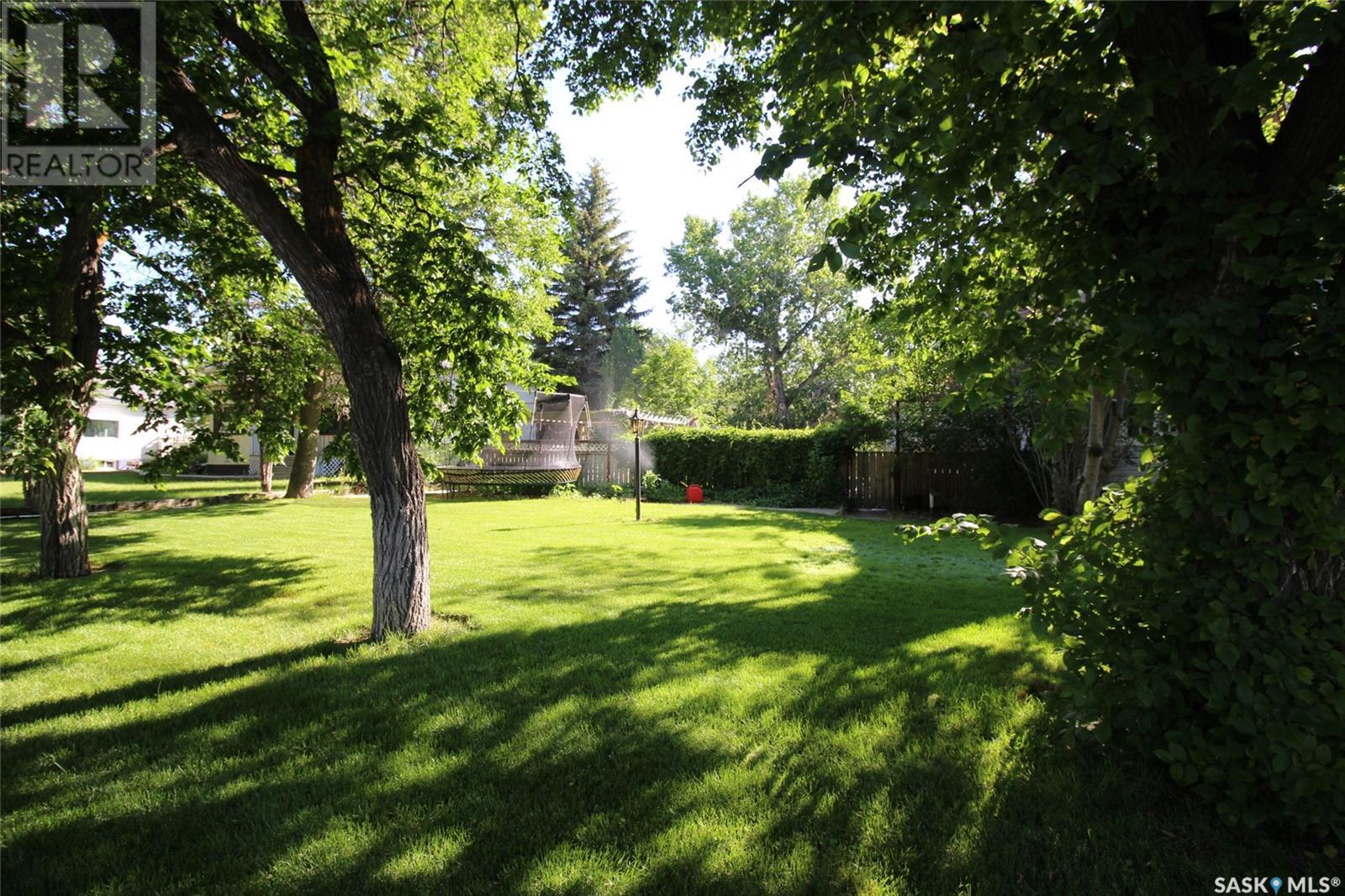 215 7th Avenue E, Shaunavon, Saskatchewan  S0N 2M0 - Photo 46 - SK013088
