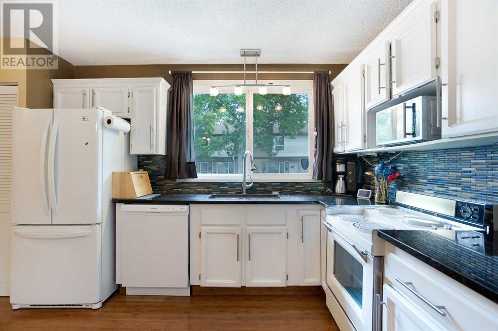 Property at 81, 630 Sabrina Road SW image 5