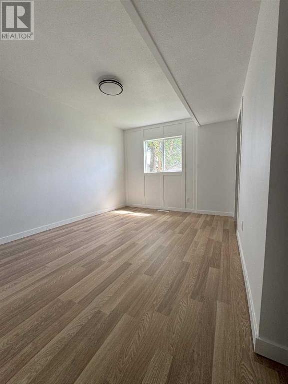 Property at 9513 108 Avenue image 4